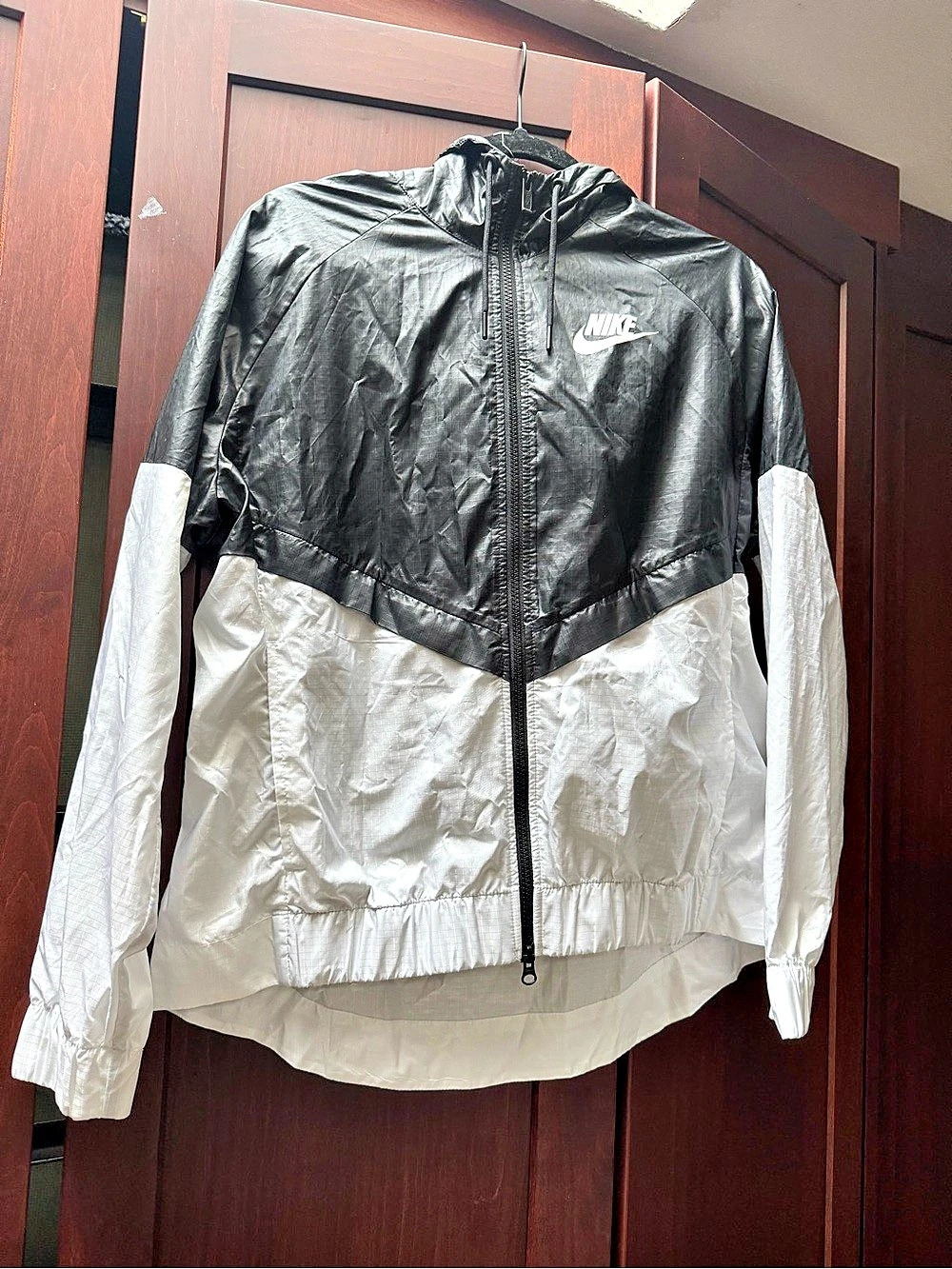 Lot of 2 Nike Sportswear Windrunner Jacket Colorblock Windbreaker Jacket